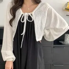 Dazy アイボリー クロップドカーディガン L