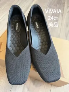 VIVAIA ビバイア　MEGAN スクエアトゥ　ブイカット　パンプス　24 VIVAIA ビバイア MEGAN スクエアトゥ ブイカット パンプス 24 - メルカリ