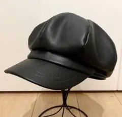 フェイクレザーキャスケット　ブラック　黒