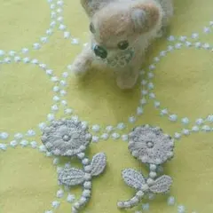 ☆Hina様☆ 専用☆ chocho ブローチ♪  & ピン ☆ ミナペルホネン