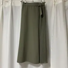 【GU】プリーツスカート ロングスカート カーキ Mサイズ