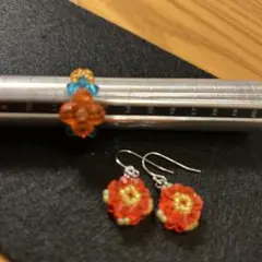 ハンドメイド 花モチーフ ピアスとビーズリング