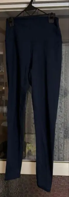 【最終価格】LAVA SUKARAネイビー スリムフィット レギンス（Sサイズ）