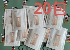 クリニーク　イーブンベターメイクアップVファンデーション 64 クリームベージュ