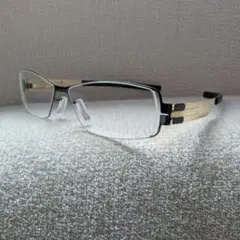 Item thumbnail for item 64119eb8-0336-4b0e-bd44-591610b7c0d8