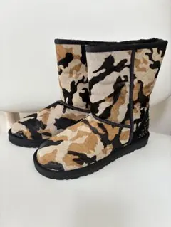 UGG カモフラージュ　スタッズ付き　ムートンブーツ