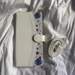 新品未使用 iPhone15promax 花柄手帳型ケース ショルダーストラップ