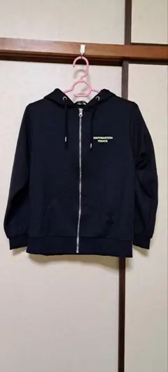 ジッパーパーカー 男の子 150サイズ