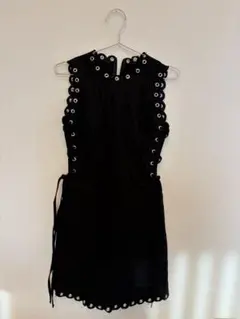古着⭐︎美品！黒いアイレット装飾ノースリーブミニワンピース