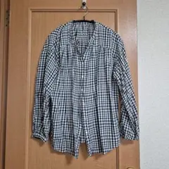 新品タグなし　トップス　シャツ