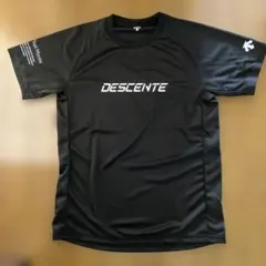 DESCENTE デサント 半袖 Tシャツ ブラックのサムネイル