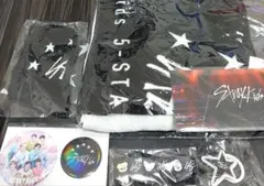 Straykids 　アプグレ特典　抜けなし　新品未使用