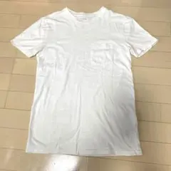 GAP ポケット付き白Tシャツ