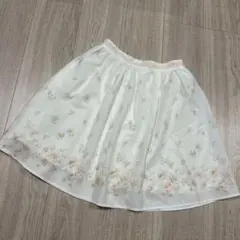 花柄　スカートのサムネイル