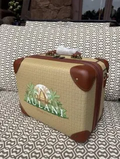 アウラニ限定　ディズニー　オルメル　キャリーケース　新品タグ付き　ハワイ アウラニ限定 ディズニー オルメル キャリーケース 新品タグ付き