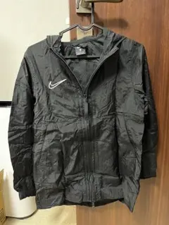 子供用　Nike ウィンドブレーカー 140〜150ブラック