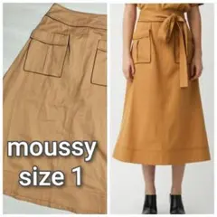 新品タグ付き　moussy 定価9,350円 コットンツイルフレアスカートのサムネイル