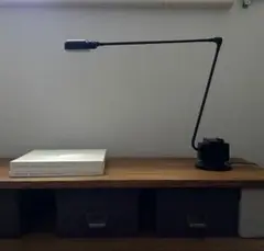 Lumina Daphine Desk lamp Black
