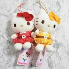 ハローキティ レトロワンピース ちょいデカマスコット 約14cm 赤/黄 セット