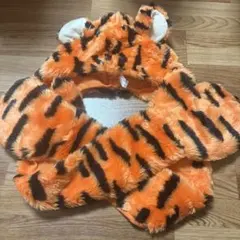 ディズニーリゾート　ティガー ファンキャップ マフラー 1回着用