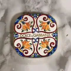 DOLCE&GABBANA ソーラーグロウ イルミネーティングパウダー デュオのサムネイル