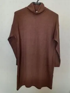 ユニクロ　タートルネックワンピース【値下げ致しました】