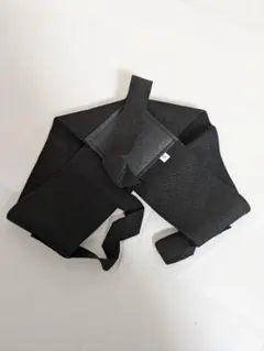 補正ベルト　黒サポーター 　クロスデザイン