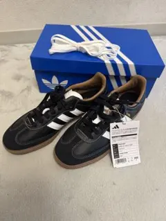 adidas スニーカー ブラック/ホワイト