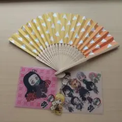 鬼滅の刃　善逸　キーホルダー　扇子　くら寿司　シート　禰豆子