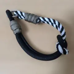 パラコード　スマホハンドストラップ