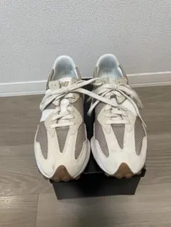 New Balance スニーカー ベージュ