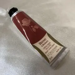 L'Occitane Rose 4 Reines ハンドクリーム 30ml