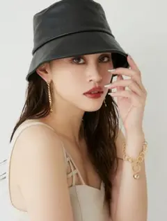 《GYDA》GG PATTERN エンボス バケットハット 帽子