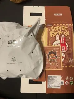 POP MART COFFEE FACTORY クライベイビー