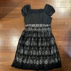 レストローズ　刺繍　ワンピース