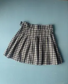 ミニスカートのサムネイル