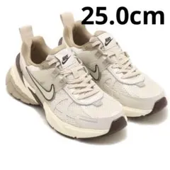 ナイキ　スニーカー　W V2K RUN ブラウン　25.0cm ベージュ