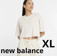 new balanceショートスリーブ丈Tシャツ　XLサイズのサムネイル