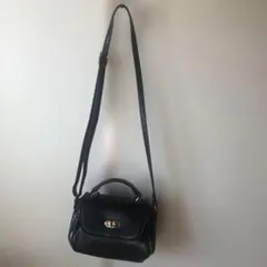 ショルダーバッグ 黒
