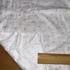 みずたまダブルガーゼ　白に水色