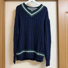 GU ケーブルチルデンVネックセーター サイズXLのサムネイル