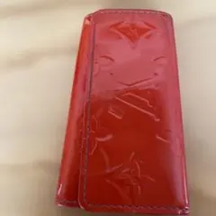 Louis Vuitton キーケース ヴェルニ 4連フック レッド - メルカリ