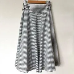 ⁠B.B.N.Y ロングスカート フレアスカート　ストライプ グレー⁠ レナウン