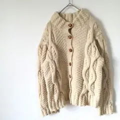 カーディガン　アイボリー　ケーブルニット　カーディガン　厚手