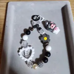 カラフルビーズの携帯ストラップハンドメイド