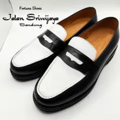 【限定価格✨️】 JalanSriwijayaフレンチサドルローファー黒白のサムネイル