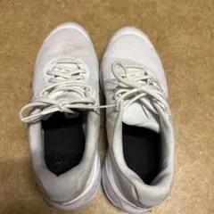 ホワイト メッシュ スニーカー