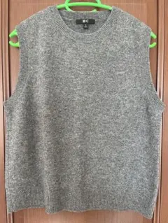 ユニクロ カシミヤクルーネックショートセーターノースリーブ　グレー　ＸＬサイズ