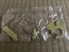 TWICE LOVELYS アクリルカラビナフロッキーマスコット ジョンヨン