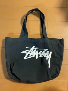 Stussy ロゴ トートバッグ 黒のサムネイル